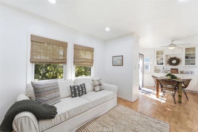 1924 Loma Drive, Hermosa Beach, CA 90254
