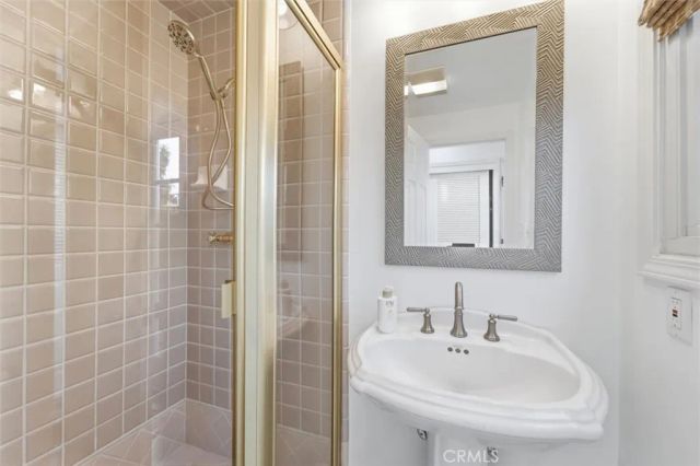 1924 Loma Drive, Hermosa Beach, CA 90254