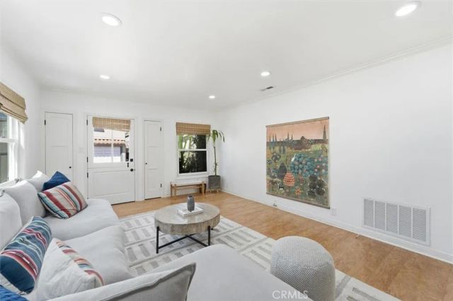 1924 Loma Drive, Hermosa Beach, CA 90254