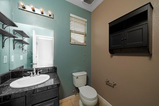 5368 E Tower Avenue, Fresno, CA 93725