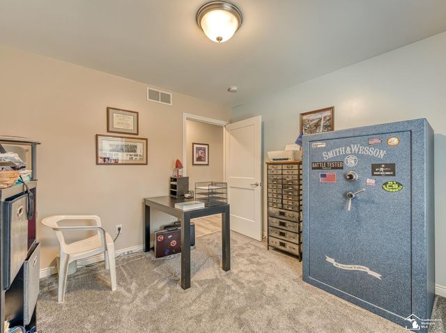 5019 Skylark Drive, Monroe, MI 48161