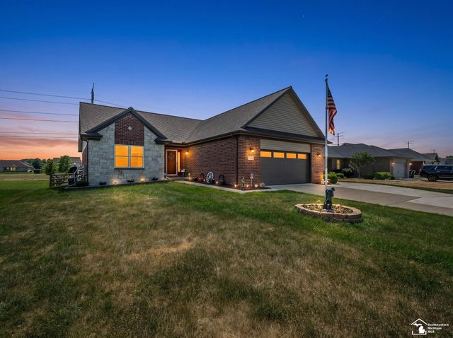 5019 Skylark Drive, Monroe, MI 48161