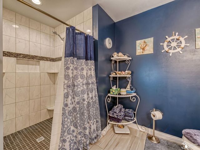 5019 Skylark Drive, Monroe, MI 48161