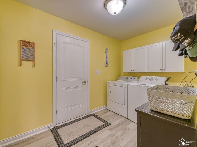 5019 Skylark Drive, Monroe, MI 48161