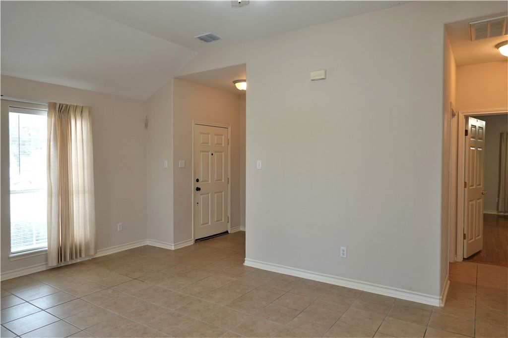1014 Forest Oak Dr, Portland, TX 78374 — photo 4