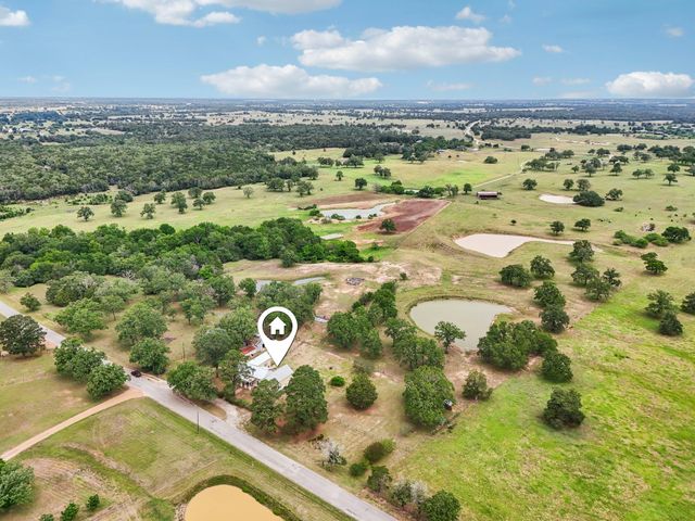 1200 County Road 211, Giddings, TX 78942