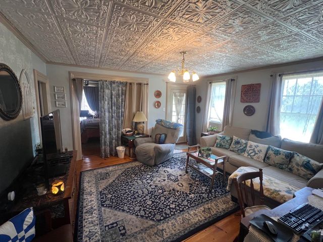 556 Main Street, Farmington, NH 03835