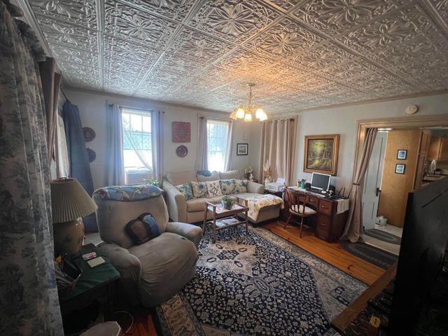 556 Main Street, Farmington, NH 03835