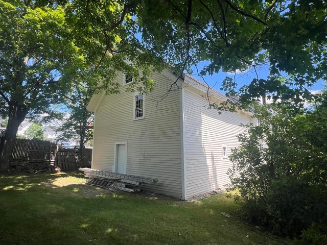 556 Main Street, Farmington, NH 03835