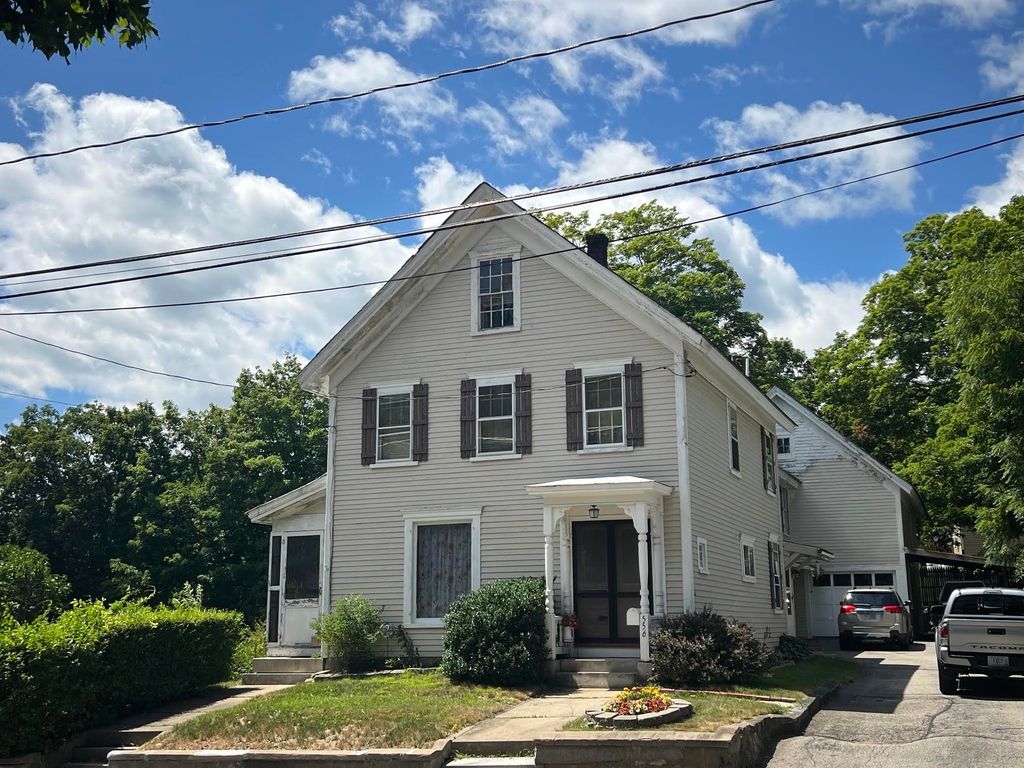556 Main Street, Farmington, NH 03835
