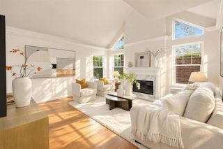 2131 Avy Avenue, Menlo Park, CA 94025