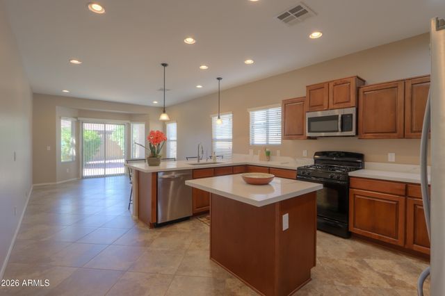 203 S LA AMADOR Trail, Casa Grande, AZ 85194