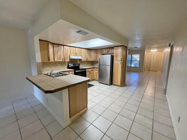 7110 NW 78th Avenue, Tamarac, FL 33321