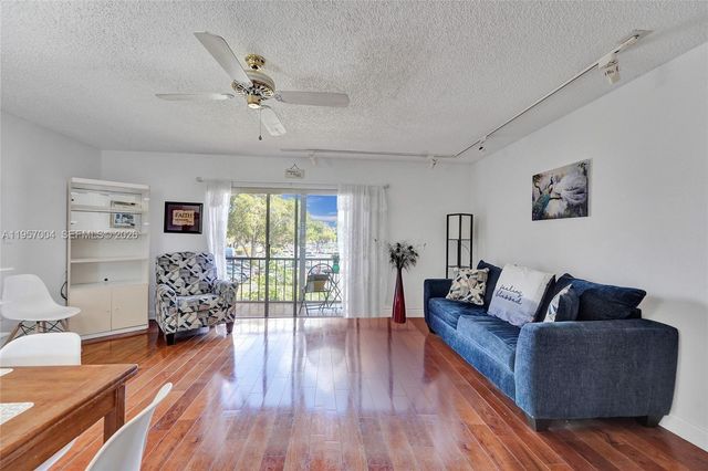 8260 SW 24th Street 6210, North Lauderdale, FL 33068