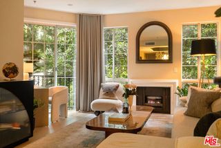 585 N Rossmore Avenue 407, Los Angeles, CA 90004