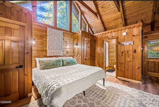 3289 Twin Mountain Way, Pigeon Forge, TN 37863