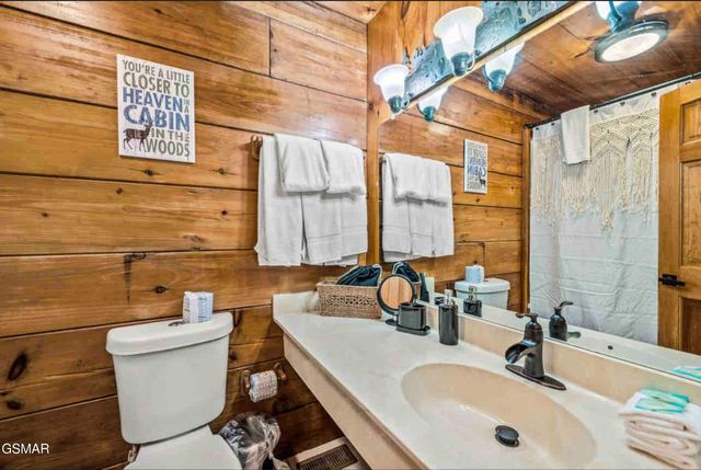 3289 Twin Mountain Way, Pigeon Forge, TN 37863