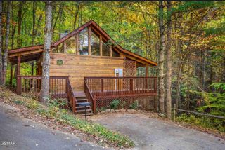 3289 Twin Mountain Way, Pigeon Forge, TN 37863