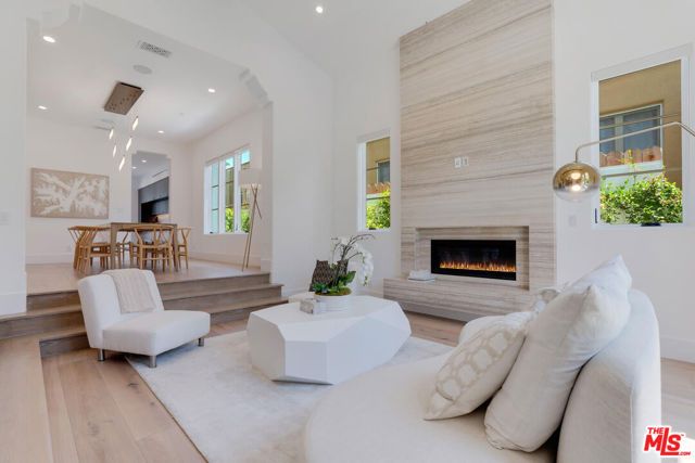 6721 Drexel Avenue, Los Angeles, CA 90048