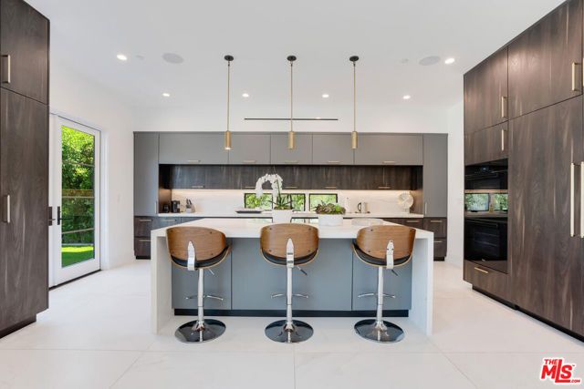 6721 Drexel Avenue, Los Angeles, CA 90048