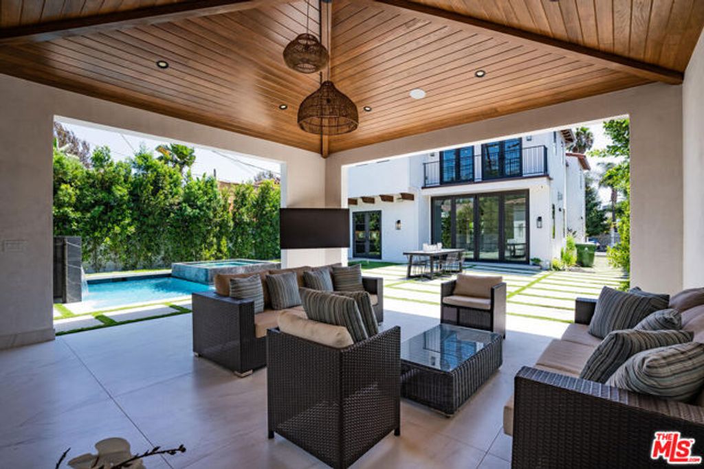 6721 Drexel Avenue, Los Angeles, CA 90048