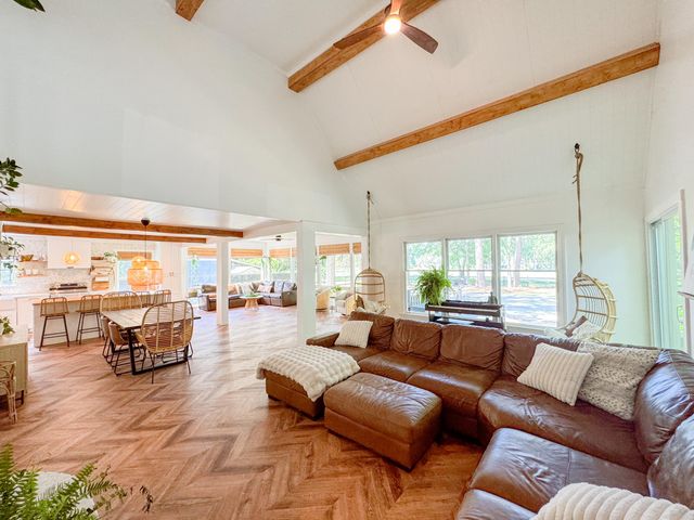 27 Fitzroy Drive, Charleston, SC 29414