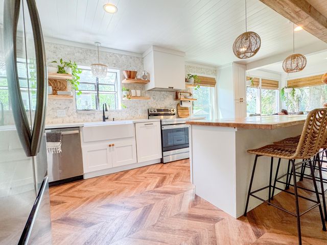 27 Fitzroy Drive, Charleston, SC 29414