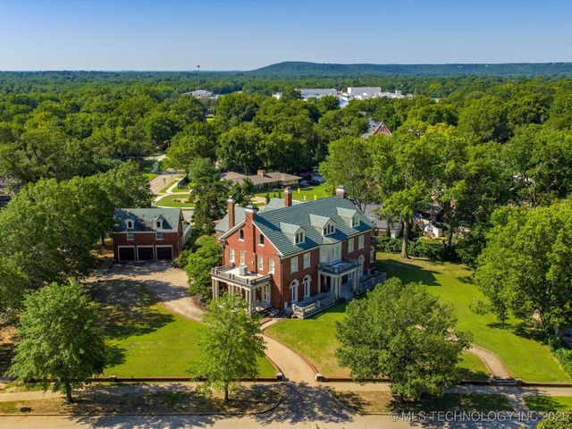 535 E 14th Street, Bartlesville, OK 74003