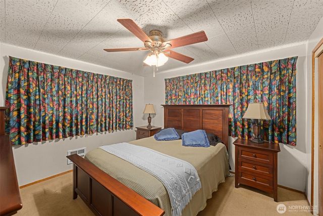 205 26th Avenue E, Seattle, WA 98112