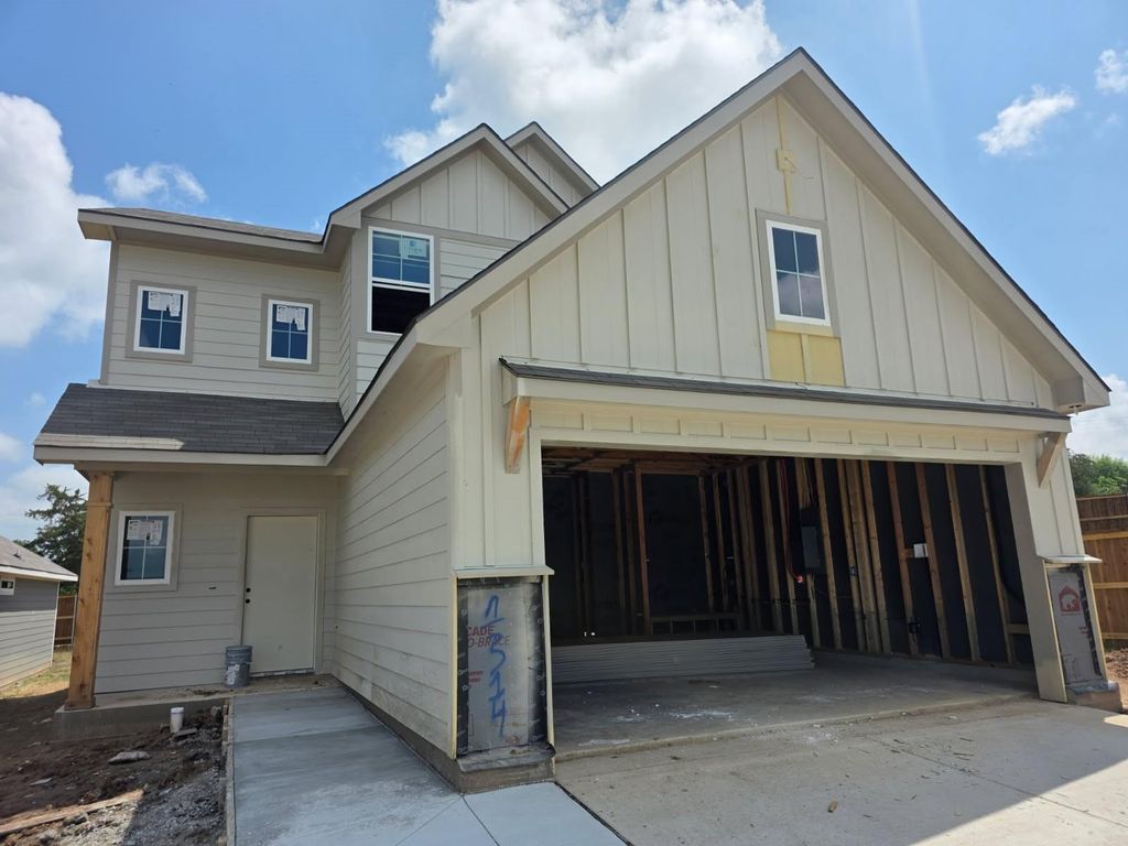 1314 Boehnke Pass, Brenham, TX 77833
