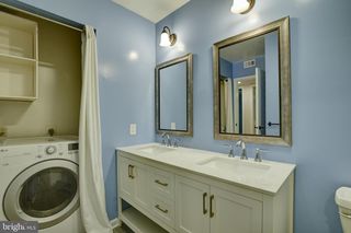 5806-Q ROYAL RIDGE DR #Q, Springfield, VA 22152