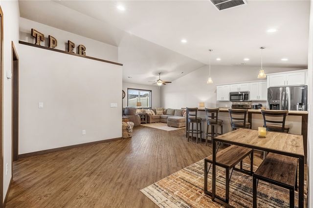 5912 Foxtail Loop W, Billings, MT 59106