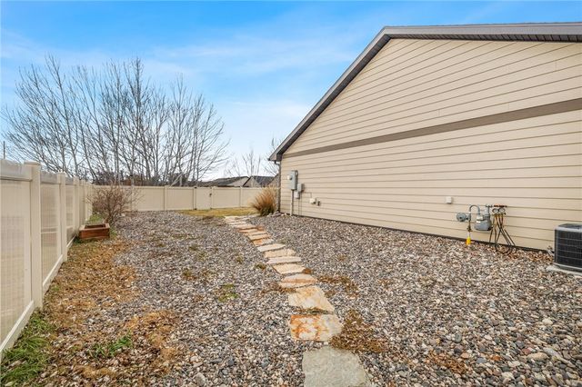 5912 Foxtail Loop W, Billings, MT 59106