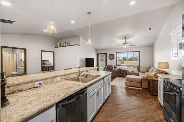 5912 Foxtail Loop W, Billings, MT 59106