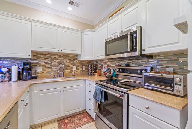 1000 Ray Costin Way Unit 113, Murrells Inlet, SC 29576