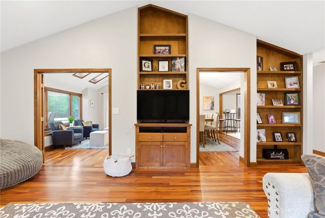6391 Shadow Lake Trail, Centerville, OH 45459