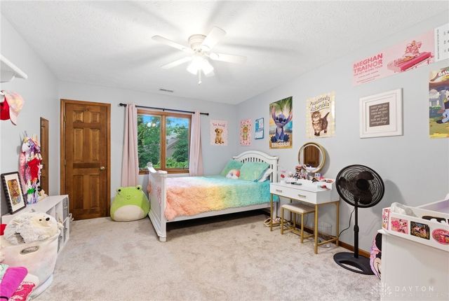 6391 Shadow Lake Trail, Centerville, OH 45459
