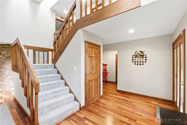 6391 Shadow Lake Trail, Centerville, OH 45459