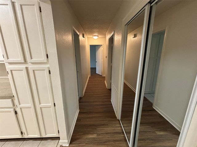 2514 Livingston Lane, Grand Prairie, TX 75052