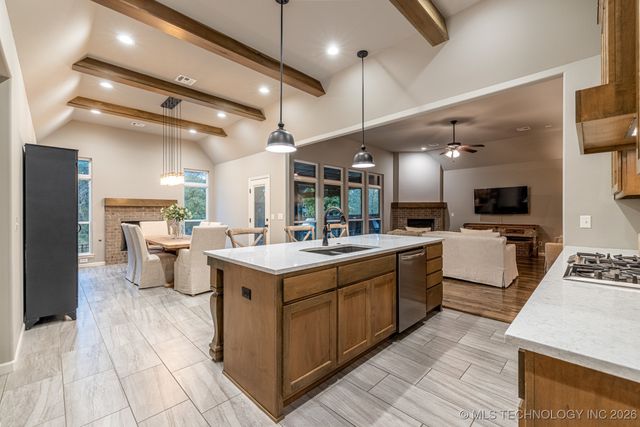 721 E 125th Place S, Jenks, OK 74037