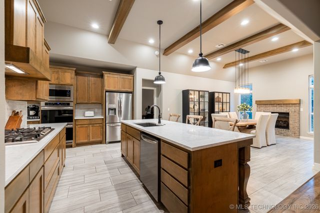 721 E 125th Place S, Jenks, OK 74037