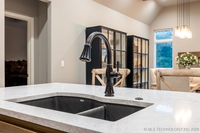 721 E 125th Place S, Jenks, OK 74037