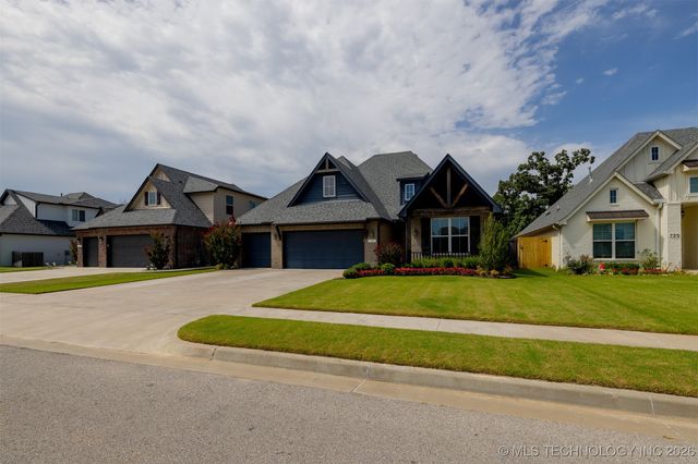 721 E 125th Place S, Jenks, OK 74037