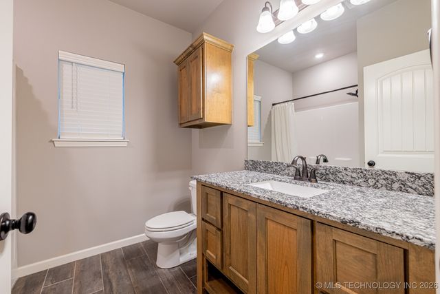 721 E 125th Place S, Jenks, OK 74037