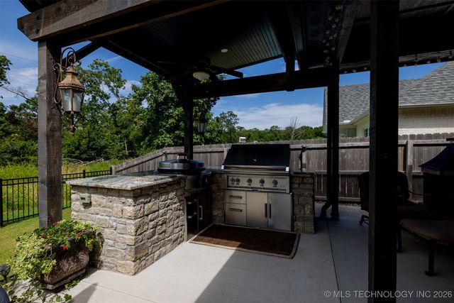 721 E 125th Place S, Jenks, OK 74037