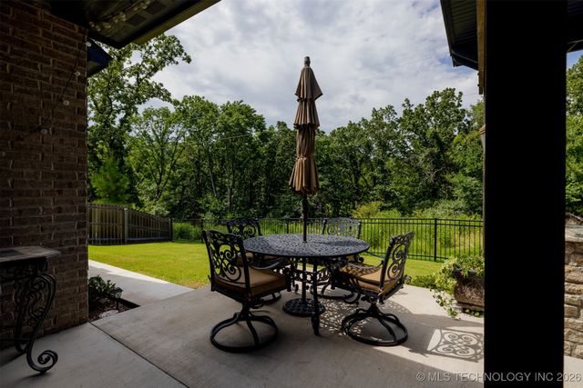 721 E 125th Place S, Jenks, OK 74037