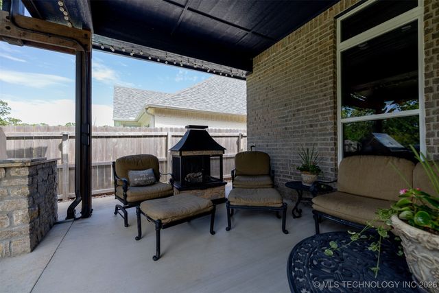 721 E 125th Place S, Jenks, OK 74037