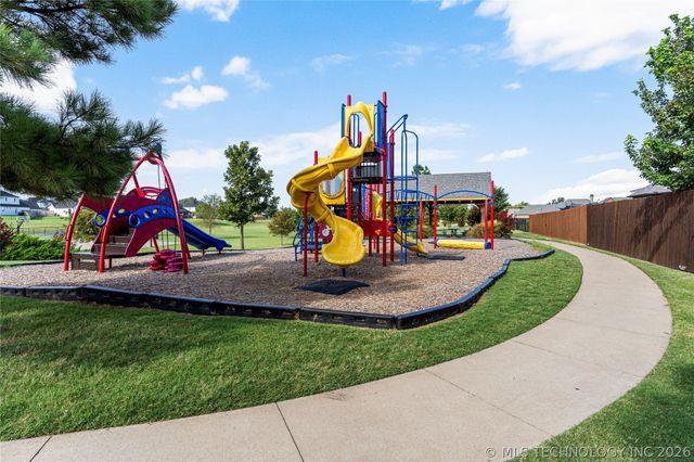 721 E 125th Place S, Jenks, OK 74037