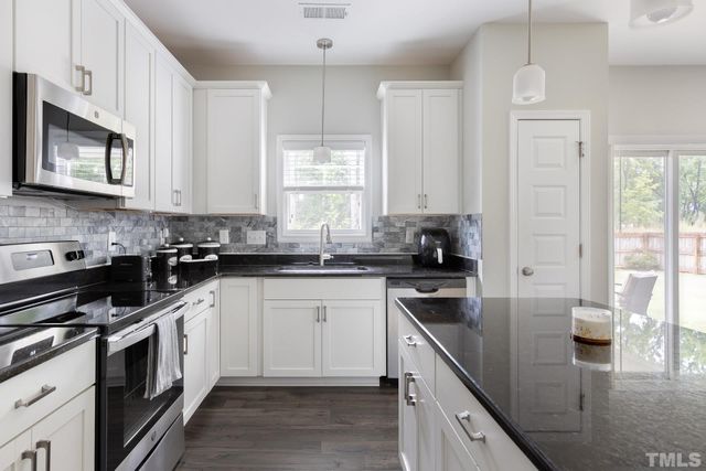512 Atwood Drive, Clayton, NC 27520