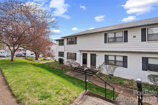615 Biltmore Avenue H-2, Asheville, NC 28803